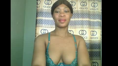 Flora online show from 11.08.25