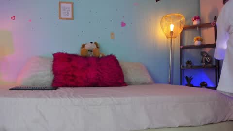 HONEY online show from 01.08.25