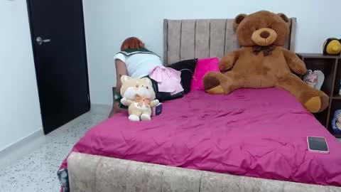 honey_hypnotic online show from 12.19.24