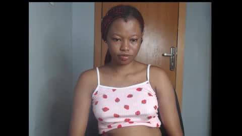 Snapshot of honey_juicydoll chatting on 01.19.26 Sonia online show from 01.19.26