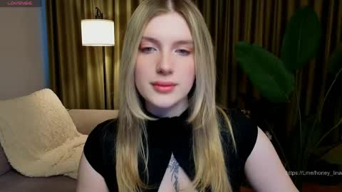 Lina online show from 04.10.26