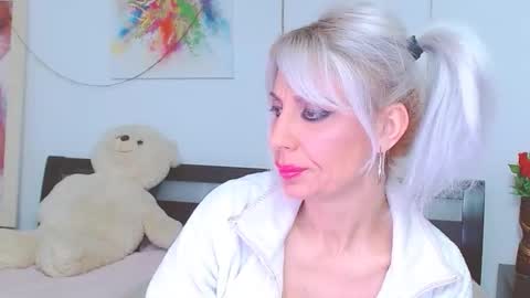 honey_lara online show from 02.04.26