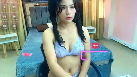 Snapshot of honey_love__ chatting on 09.12.25 Honey Love online show from 09.12.25