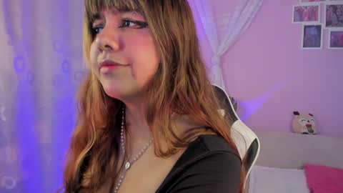 Milenka online show from 04.11.26