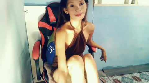Snapshot of honey_mollyxx chatting on 06.25.26 honey_mollyxx online show from 06.25.26