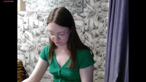 Lina online show from 01.16.25