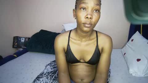 honey_nubia0 online show from 04.22.26