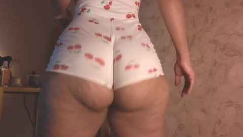 Honey-Sweett online show from 04.17.26