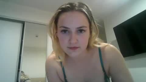Snapshot of honeyblakex chatting on 07.07.26 honeyblakex online show from 07.07.26