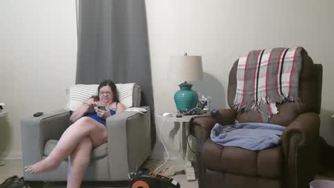 Snapshot of honeybuns344636 chatting on 02.27.25 Honey online show from 02.27.25