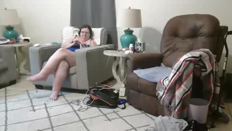 Snapshot of honeybuns344636 chatting on 03.01.25 Honey online show from 03.01.25