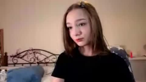 Snapshot of honeycomfya chatting on 04.16.26 Masha online show from 04.16.26