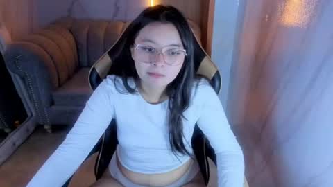 Snapshot of honeydoll_tf chatting on 06.16.26 honeydoll_tf online show from 06.16.26