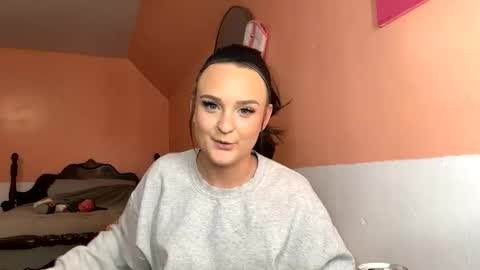 HoneyDrippinBunny online show from 02.28.26