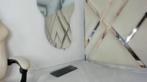honeyht online show from 05.11.26