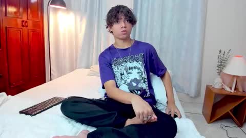 honeymoon_sariel online show from 10.13.25