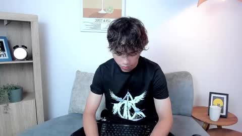 Snapshot of honeymoon_sariel chatting on 02.08.26 honeymoon_sariel online show from 02.08.26