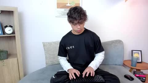 Snapshot of honeymoon_sariel chatting on 02.20.26 honeymoon_sariel online show from 02.20.26