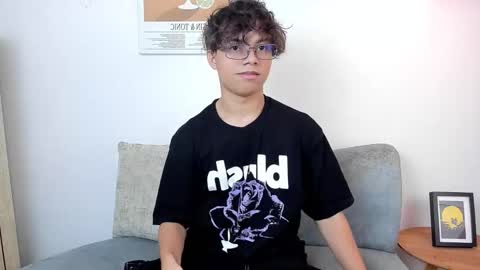 Snapshot of honeymoon_sariel chatting on 03.02.26 honeymoon_sariel online show from 03.02.26