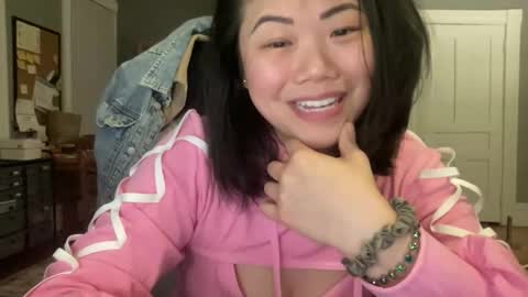 HoneySunshineNeko online show from 03.17.26