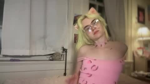 Emi Rose online show from 10.27.25