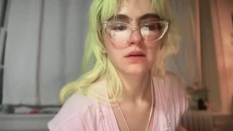 Emi Rose online show from 11.13.25