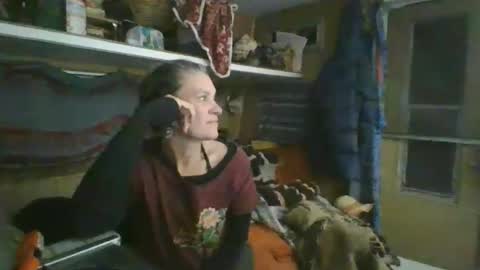 hoodoou online show from 02.11.26