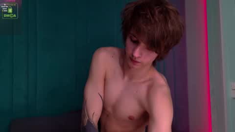 Snapshot of hoogwilder chatting on 02.10.26 HOOG online show from 02.10.26