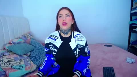 ONLYFANS online show from 04.21.26