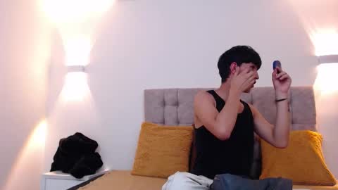 Snapshot of hoot_booys_ chatting on 11.14.25 hoot_booys_ online show from 11.14.25