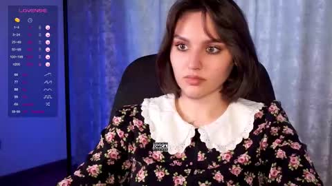 Snapshot of hoot_owl_cb chatting on 09.11.25 Karina online show from 09.11.25