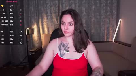 Snapshot of hoot_owl_cb chatting on 07.04.26 Karina online show from 07.04.26