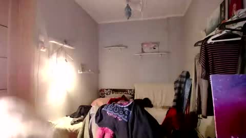 Snapshot of horndemonroxy chatting on 01.23.25 Roxy online show from 01.23.25