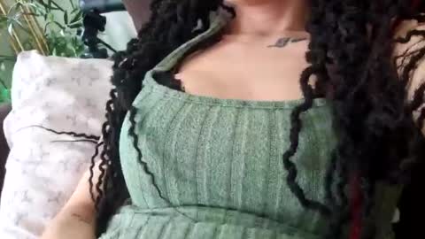horneymomnextdoor online show from 04.04.26