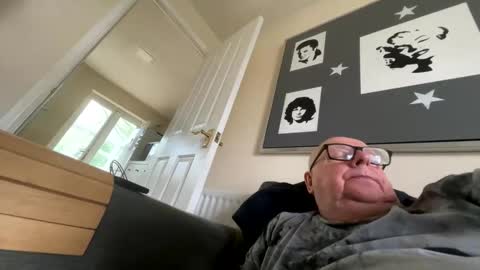Cum suck Me off online show from 04.15.26