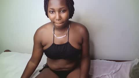 Snapshot of horny_cutiey chatting on 03.01.26 cutiey online show from 03.01.26
