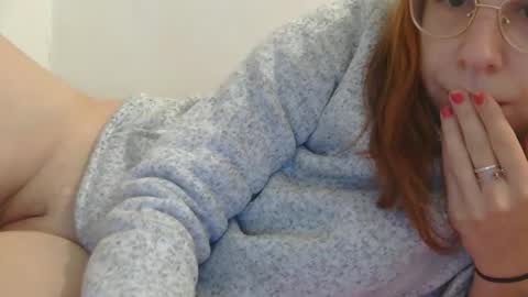 Snapshot of horny_hey chatting on 11.21.25 Serena online show from 11.21.25