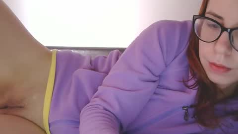 Snapshot of horny_hey chatting on 02.18.26 Serena online show from 02.18.26