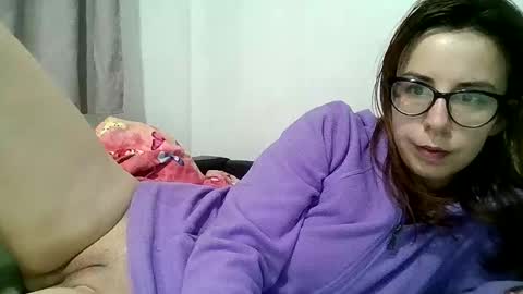 Snapshot of horny_hey chatting on 02.18.26 Serena online show from 02.18.26