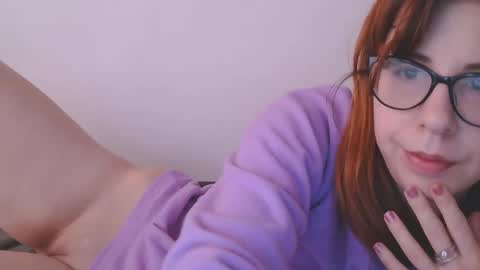 Snapshot of horny_hey chatting on 02.24.26 Serena online show from 02.24.26