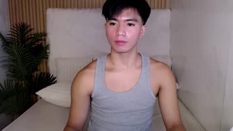 Snapshot of horny_jamesxx chatting on 07.05.26 cum boy james online show from 07.05.26