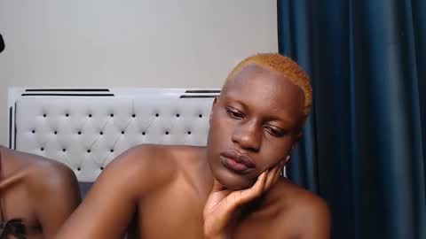 Laurel online show from 10.10.25