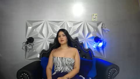 Snapshot of horny_little_lolly chatting on 10.09.25 Lolly online show from 10.09.25