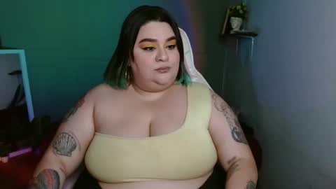 Snapshot of horny_neighbors_ chatting on 01.29.25 onlyTiffany I broke up with frank 10 days ago online show from 01.29.25