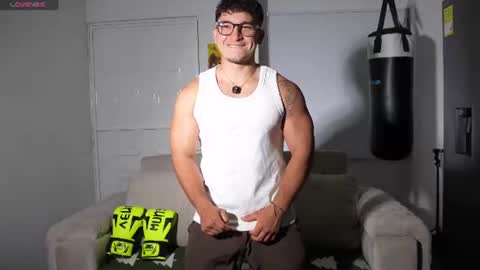 Snapshot of horny_nick18 chatting on 07.17.26 horny_nick18 online show from 07.17.26