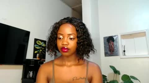 Snapshot of horny_princcess chatting on 01.24.25 horny_princcess online show from 01.24.25