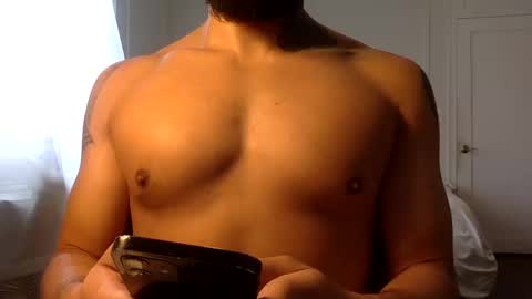 Snapshot of hornybbcxx chatting on 10.13.25 hornybbcxx online show from 10.13.25