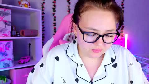 HornyCakee online show from 03.04.25