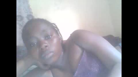 Snapshot of hornygal001 chatting on 02.25.25 hornygal001 online show from 02.25.25