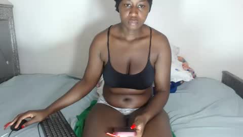 hornygal256 online show from 11.25.25